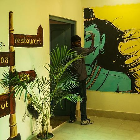 Zostel Varanasi Pansiyon Dış mekan fotoğraf